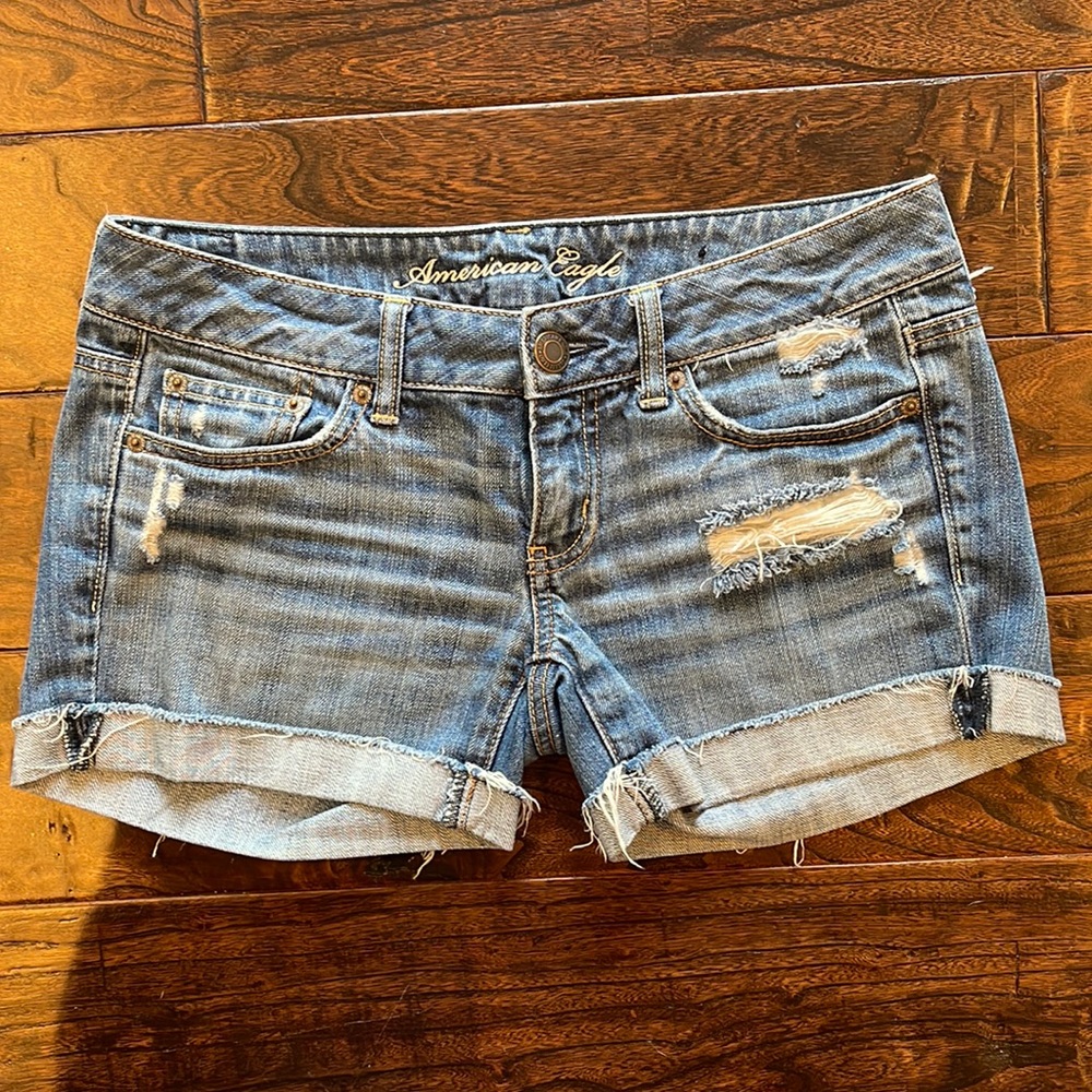EUC American Eagle Distressed Denim Short